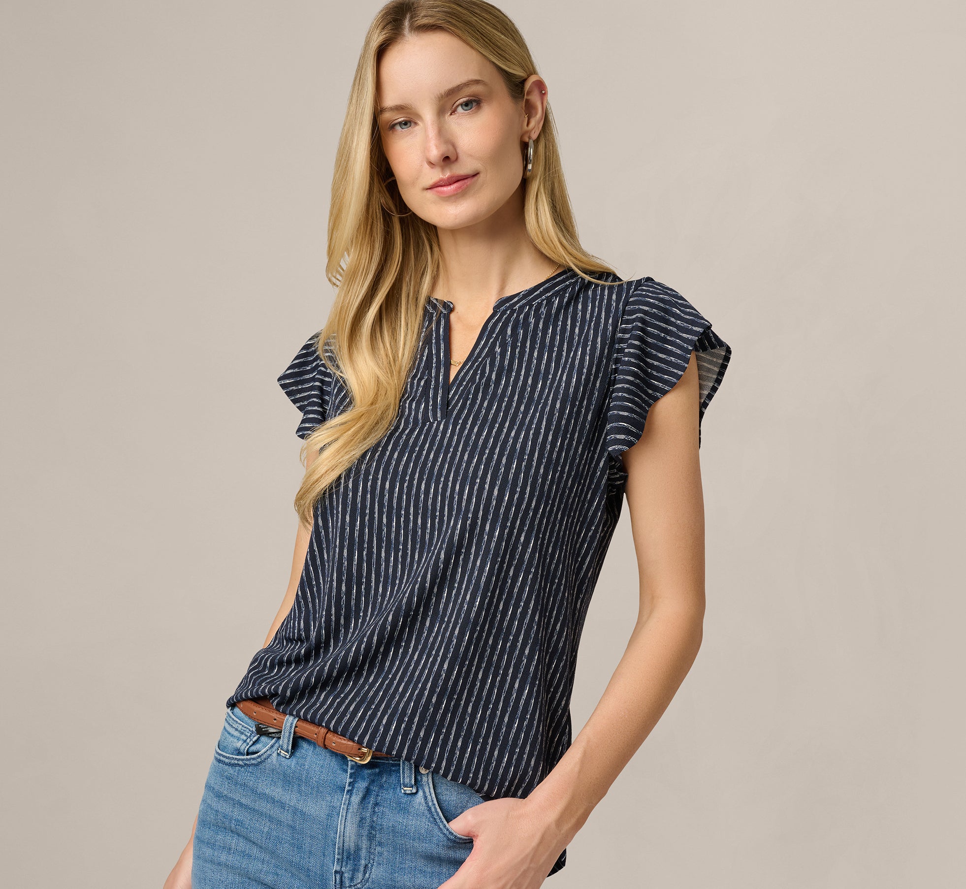 AD1S302113_AP996_Regular_Front