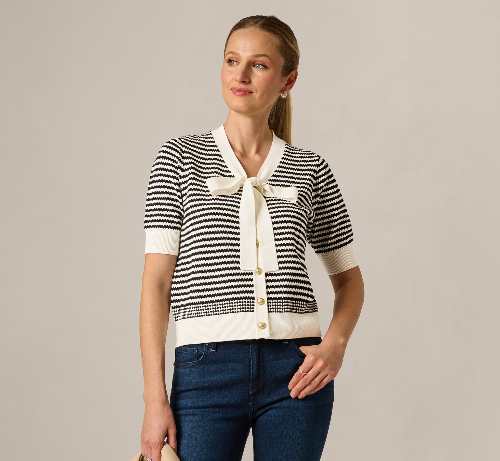 AD1S303080_AA173_Regular_Front