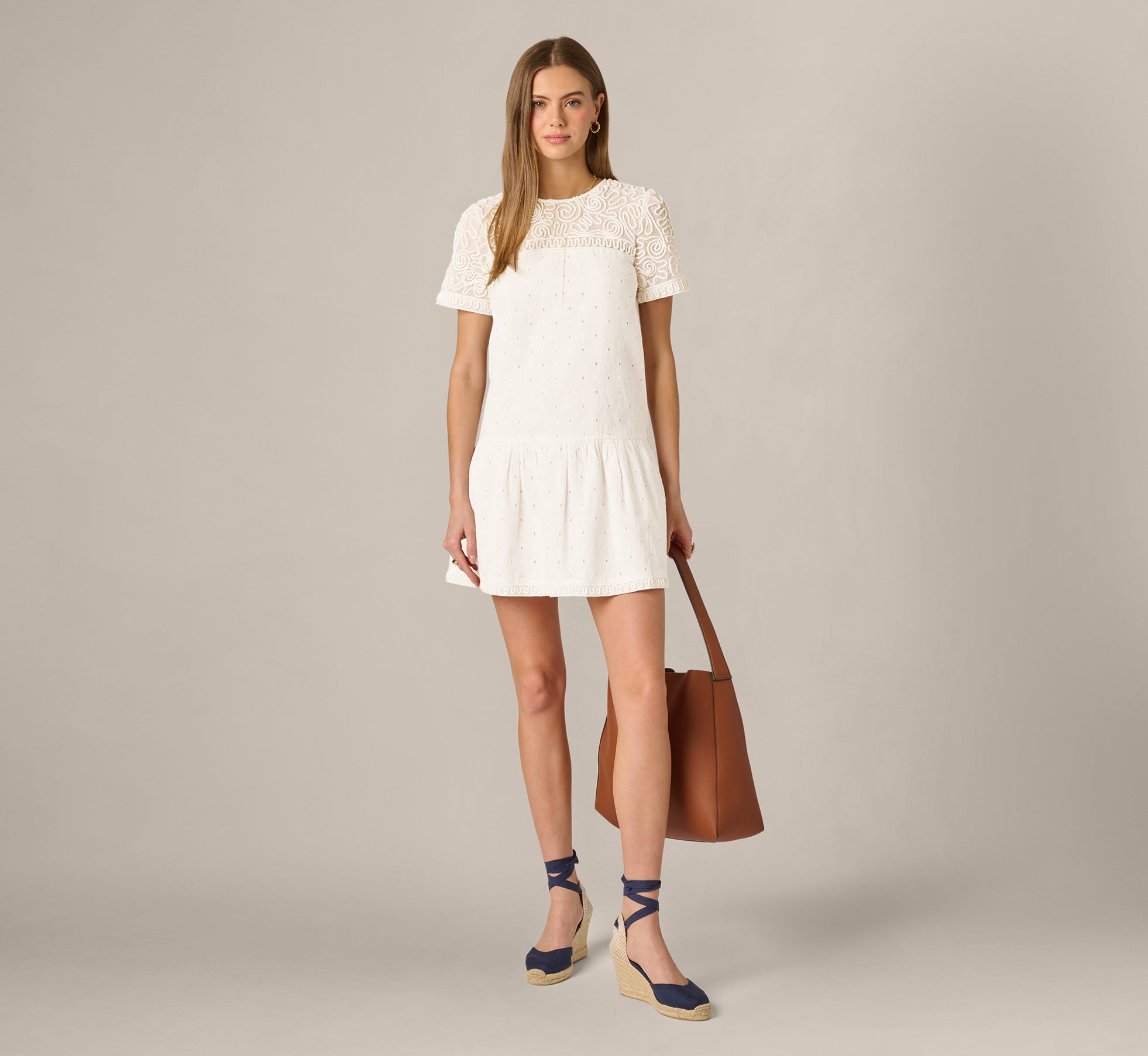 AD3D106401_AA194_Regular_Side